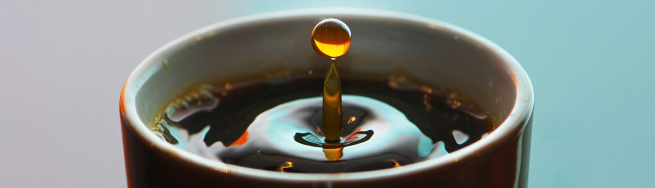 ชาและกาแฟเหลว